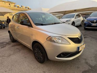 Lancia Ypsilon 1.0 FireFly Hybrid GOLD.+ GPL