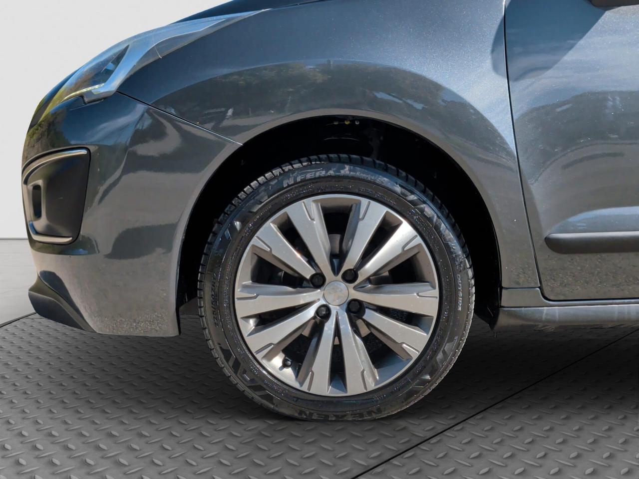 Peugeot 3008 1.6 HDi 115CV Active AUTOMATICO 2015