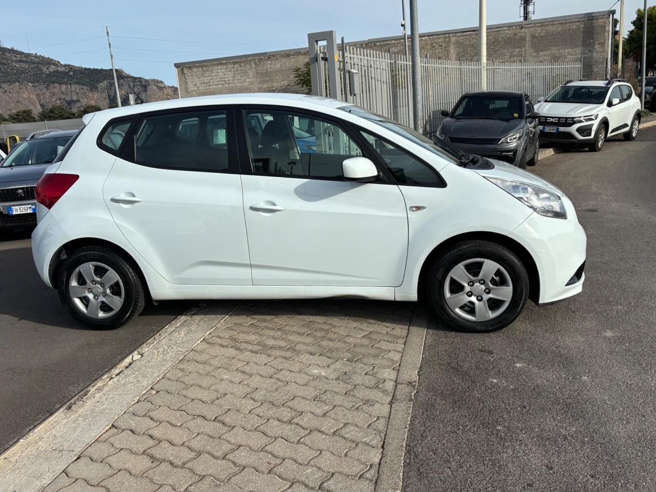 Kia Venga 1.4 CRDi 90CV Cool