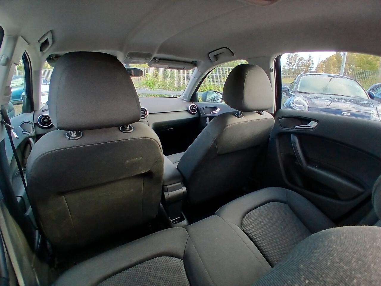 Audi A1 1.0 TFSI ultra S tronic Design