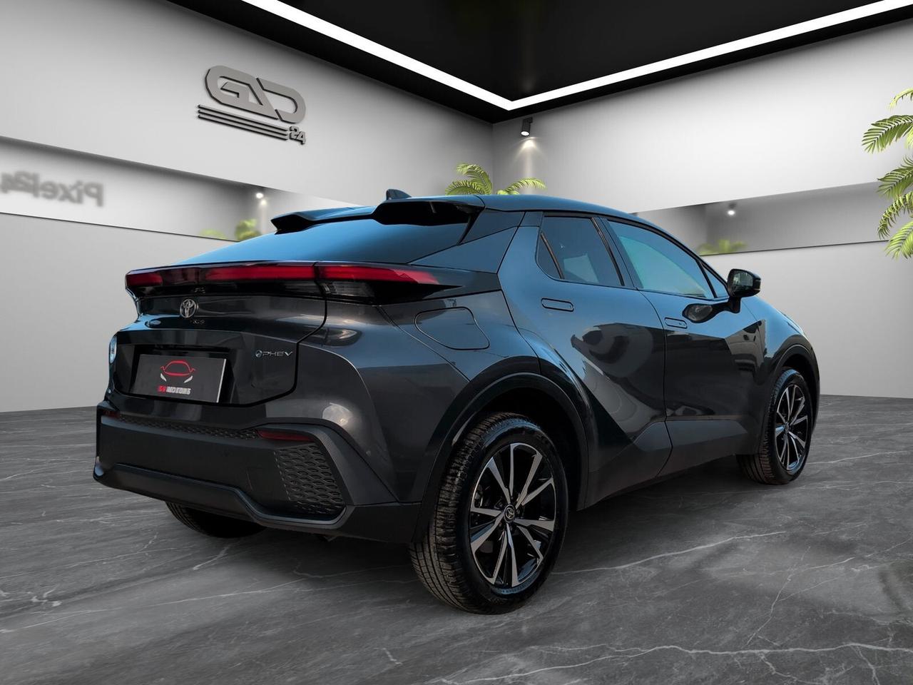 Toyota C-HR 2.0 PHEV - NOLEGGIO