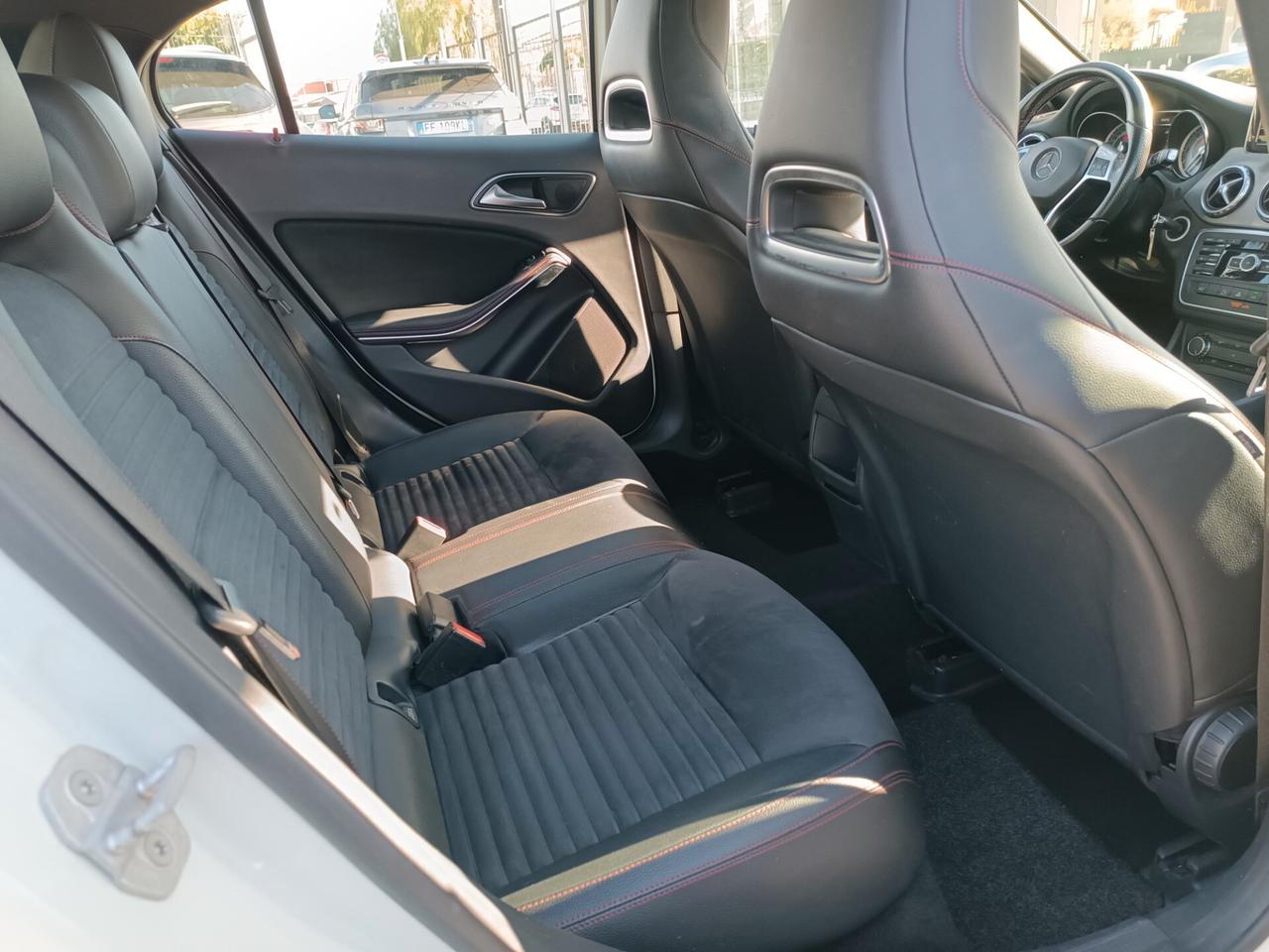 Mercedes-benz GLA 220 d Automatic 4Matic Premium