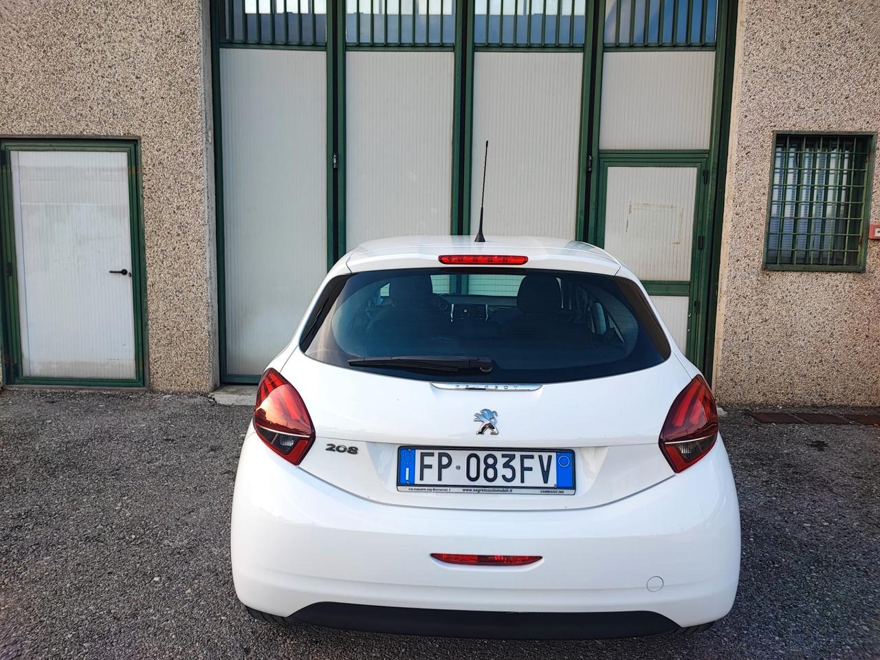 Peugeot 208 1.2 BENZINA NEOPATENTATI 2018 UNIPRO