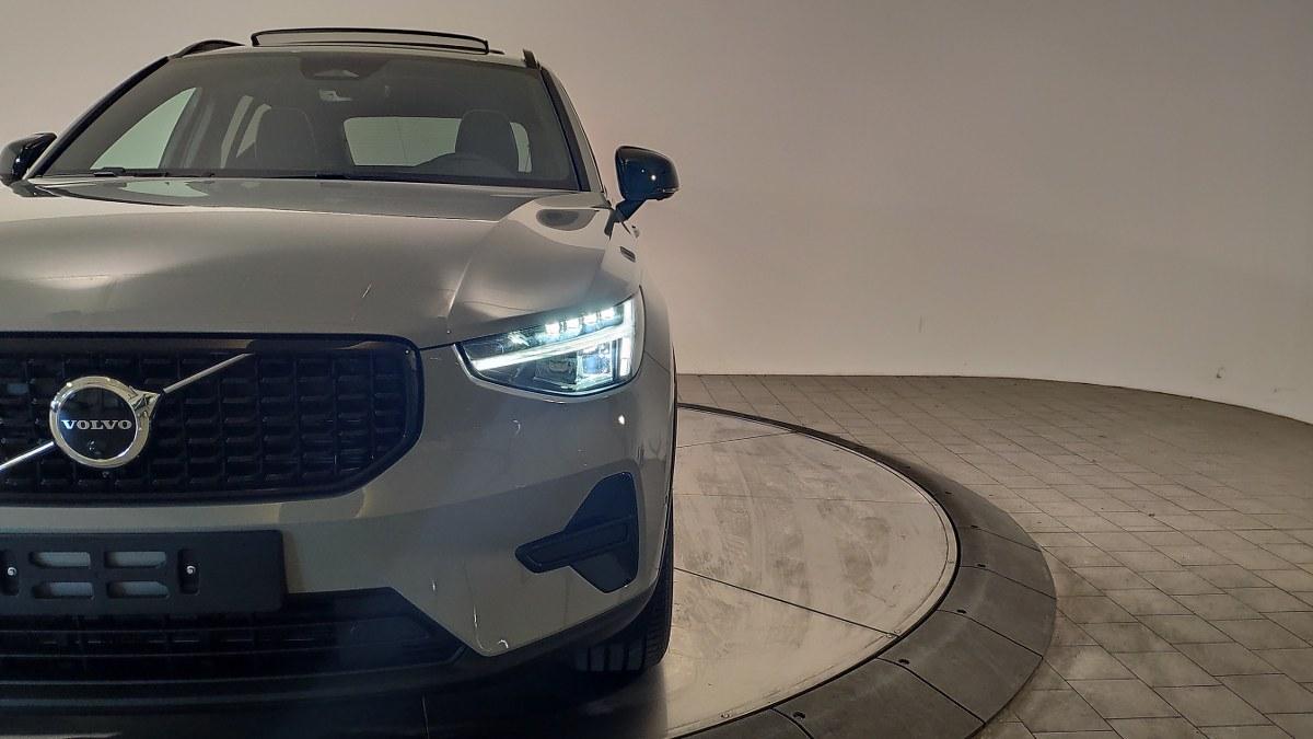 VOLVO Xc40 B3 Mild Hybrid Automatico Plus Dark