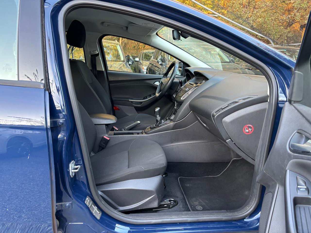 Ford Focus 1.0 benzina 5 porte
