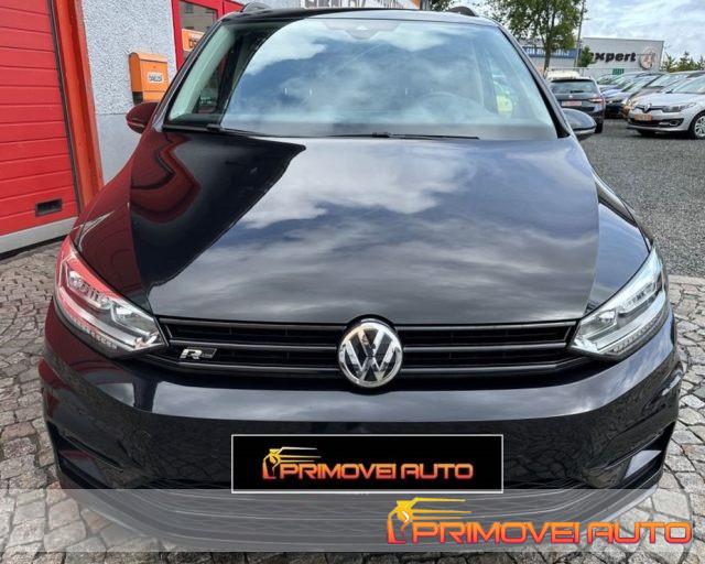 VOLKSWAGEN Touran 1.5 TSI DSG R-LINE