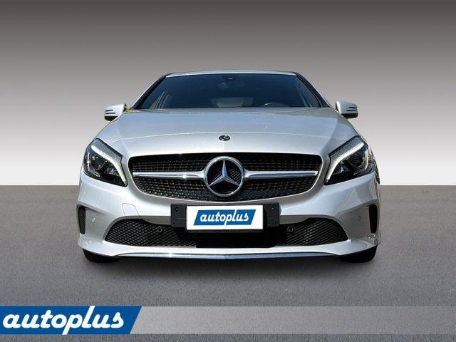 MERCEDES-BENZ A 200 D Urban 4 Matic