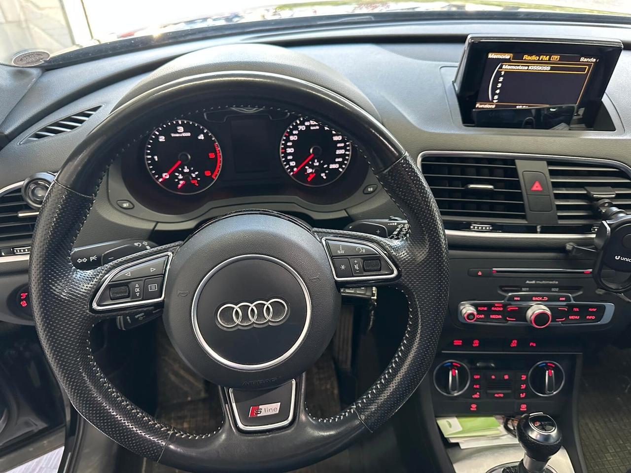 Audi Q3 2.0 TDI 150 CV S tronic line Edition