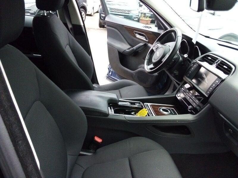 Jaguar F-Pace F-Pace 2.0 D 180 CV AWD aut. Pure