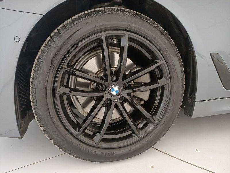 BMW Serie 5 G/30-31-F90 520d Touring mhev 48V xdrive Msport auto