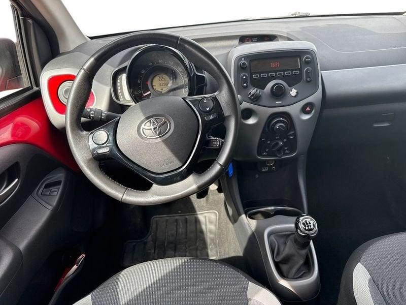 Toyota Aygo Aygo 5p 1.0 x-cool 72cv