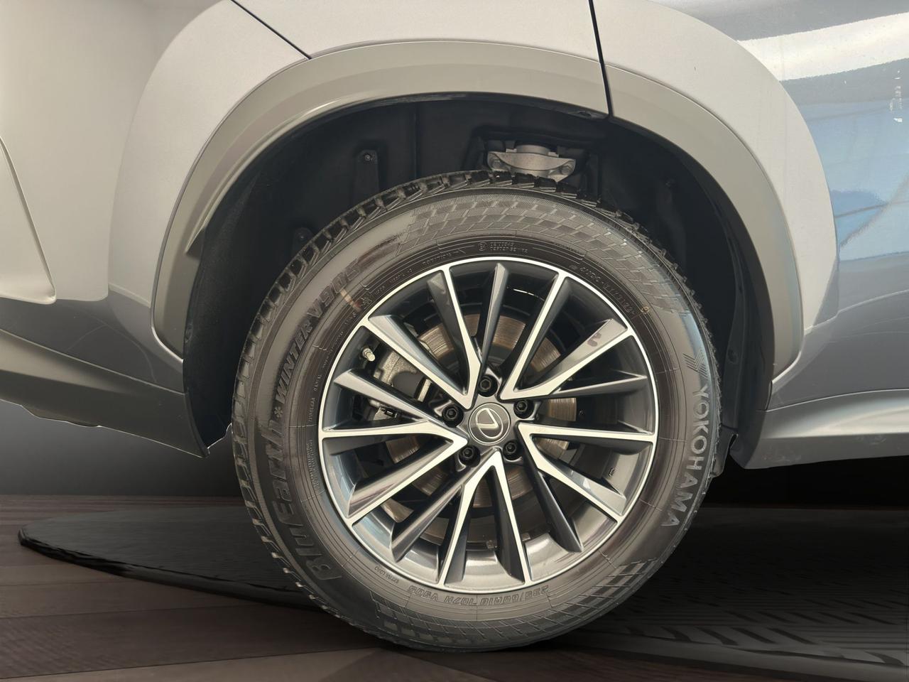 Lexus NX 350h 2.5 Premium 4wd e-cvt