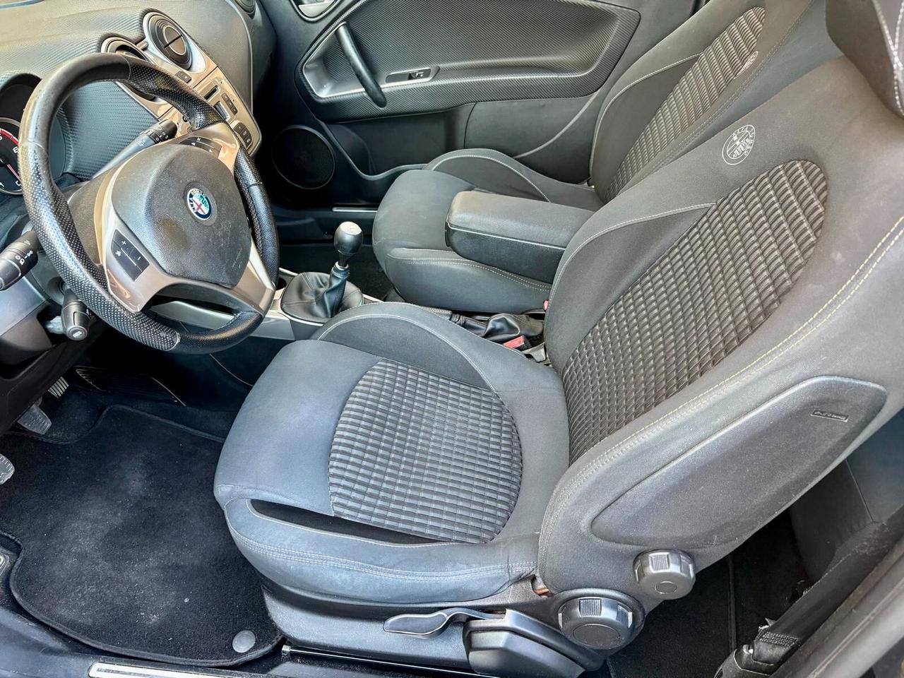 Alfa Romeo MiTo 1.3 JTDm-2 95 CV S&S Distinctive Sport Pack