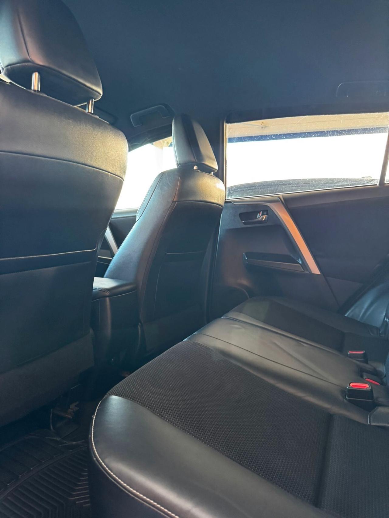 Toyota RAV 4 RAV4 2.0 D-4D 2WD Lounge