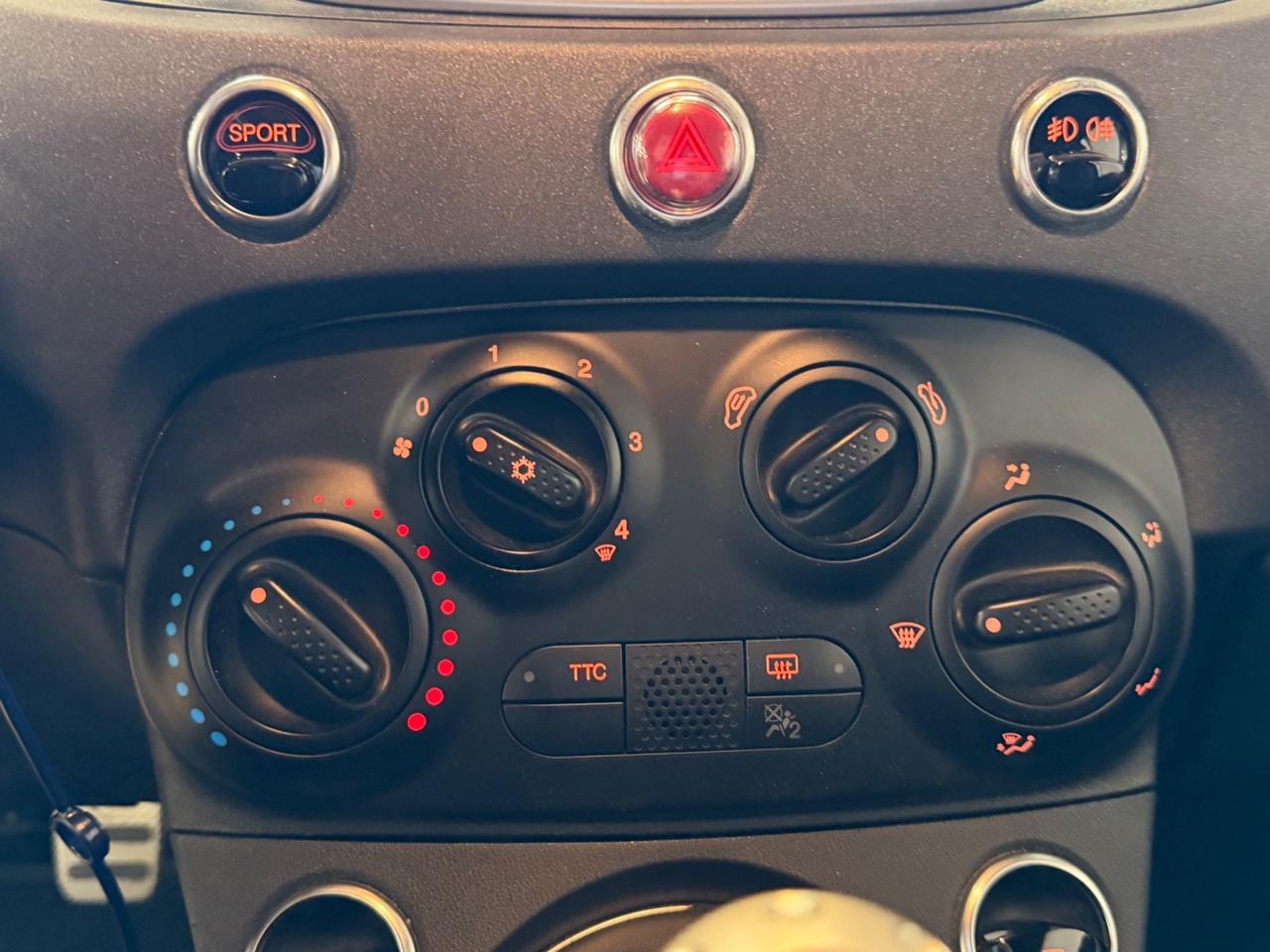 Abarth 595 1.4 Turbo T-Jet 180 CV Competizione