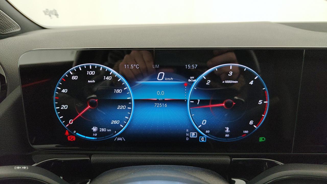 Mercedes-Benz GLA-H247 2020 - GLA 180 d Premium auto