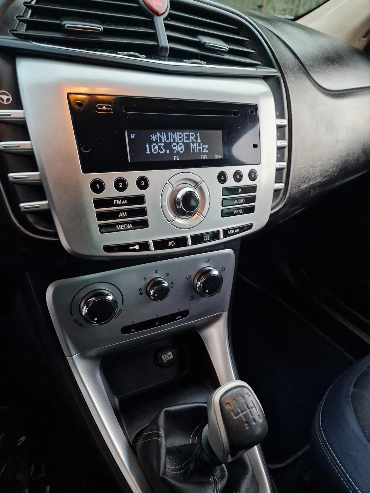 Lancia Delta 1.6 MJT DPF Gold - 2012