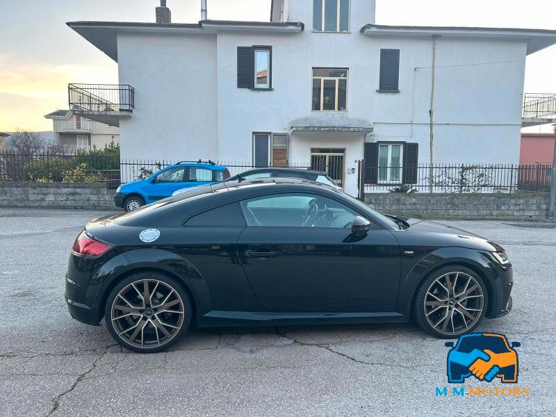Audi TT Coupe 40 2.0 tfsi s-tronic