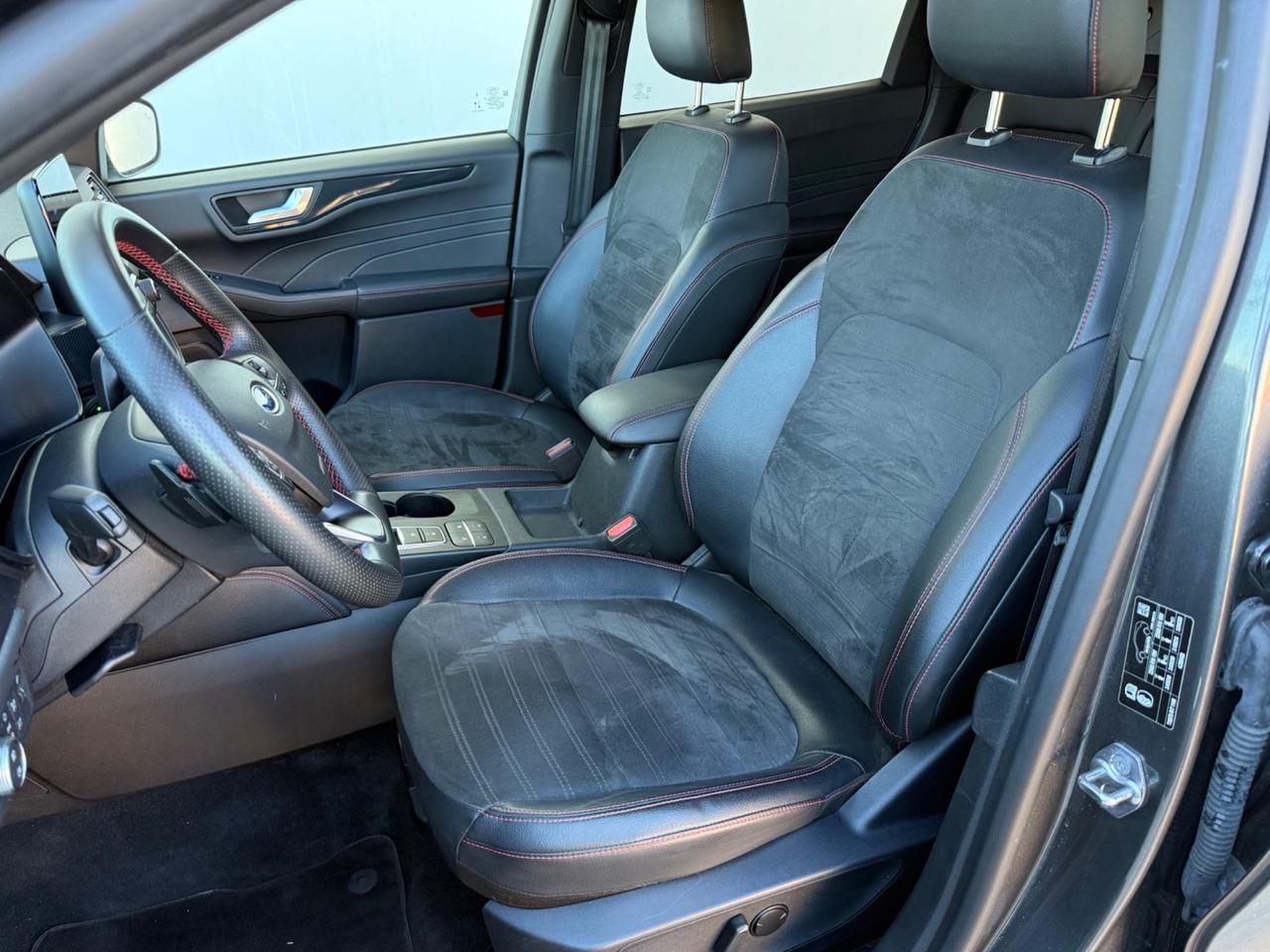 Ford Kuga 1.5 120 CV ST-Line X 2022 leggi descrizione