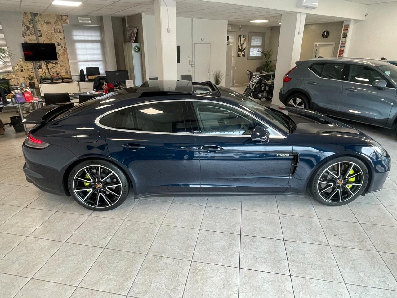 Porsche Panamera 2.9 4S E-Hybrid 560CV IVA ESPOSTA