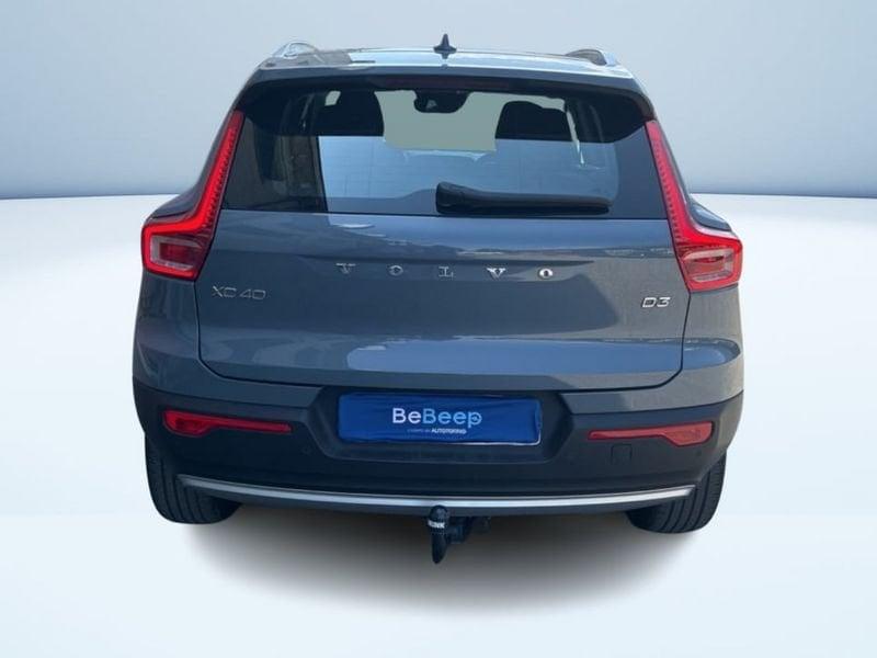 Volvo XC40 2.0 D3 MOMENTUM PRO AUTO MY21