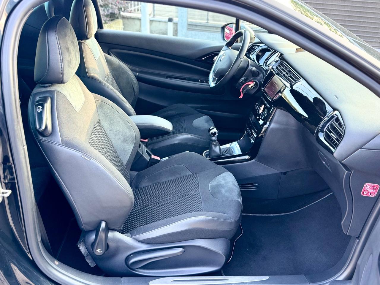 DS3 Cabrio 1.6 Diesel 100cv Neopatentati 2015 Euro 6
