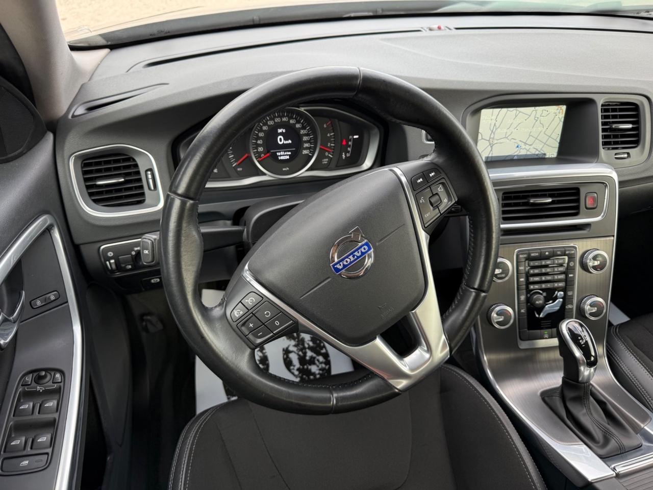 Volvo S60 D4 R-design UNICO TOP