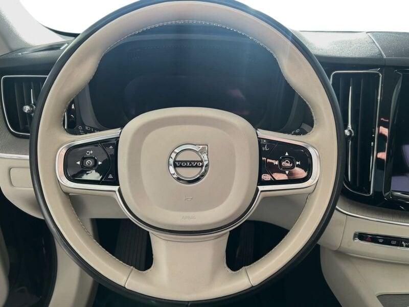 Volvo XC60 B4 197+14 CV Automatica Mild Hybrid Diesel Plus Bright