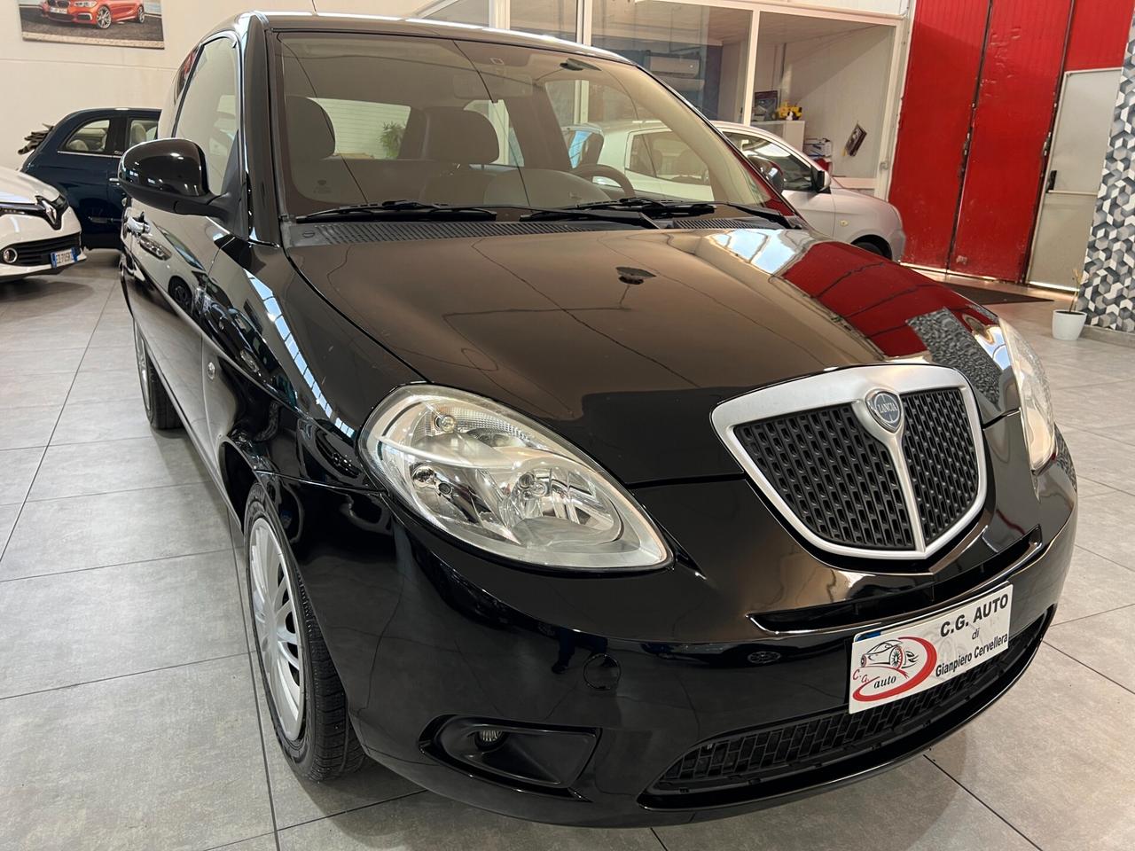 Lancia Ypsilon 1.2 60 CV - ELLE - 2010