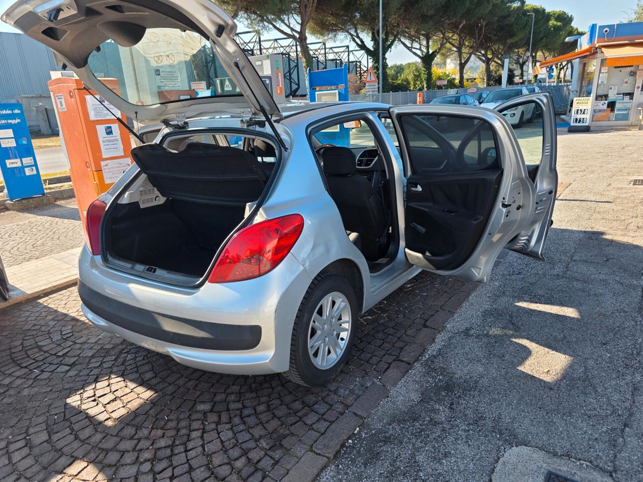 Peugeot 207 1.4 HDi 70CV 5p. XT Unicoproprietario 299.000km