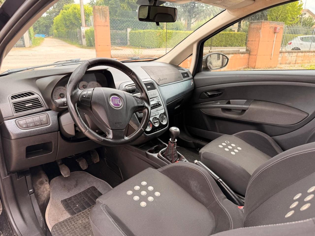 Fiat Grande Punto 1.3 MJT 75 CV 3 porte Dynamic