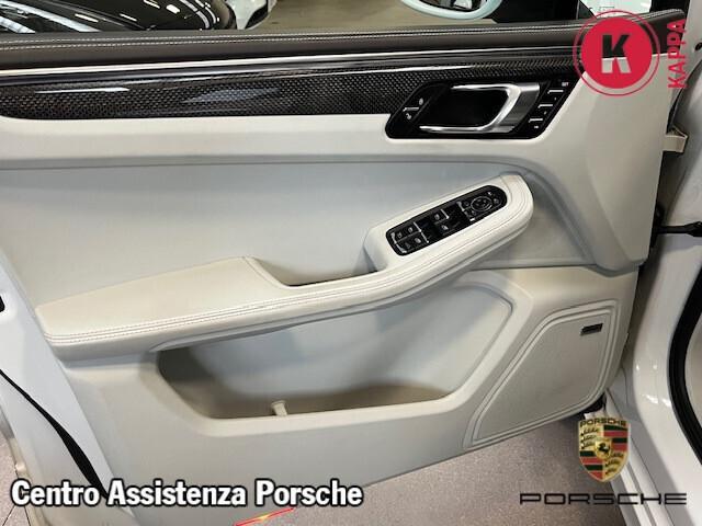 Porsche Macan 3.6 Turbo