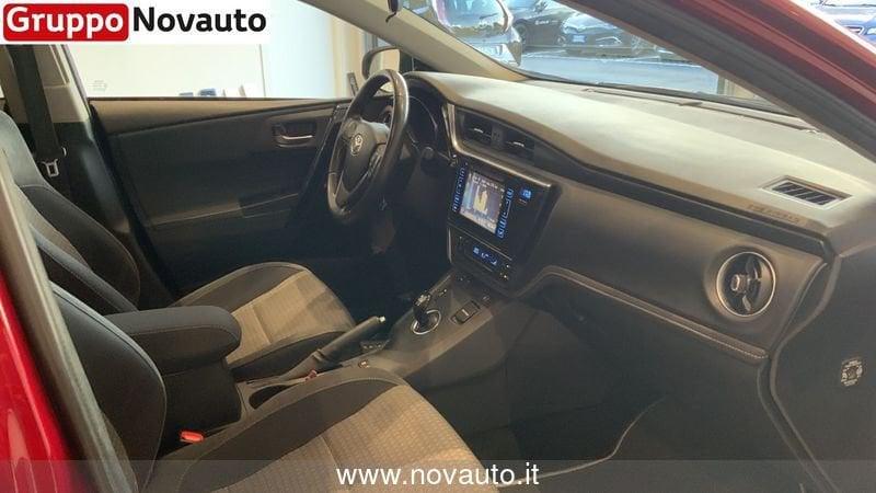 Toyota Auris Touring Sports 1.8 Hybrid Black Edition