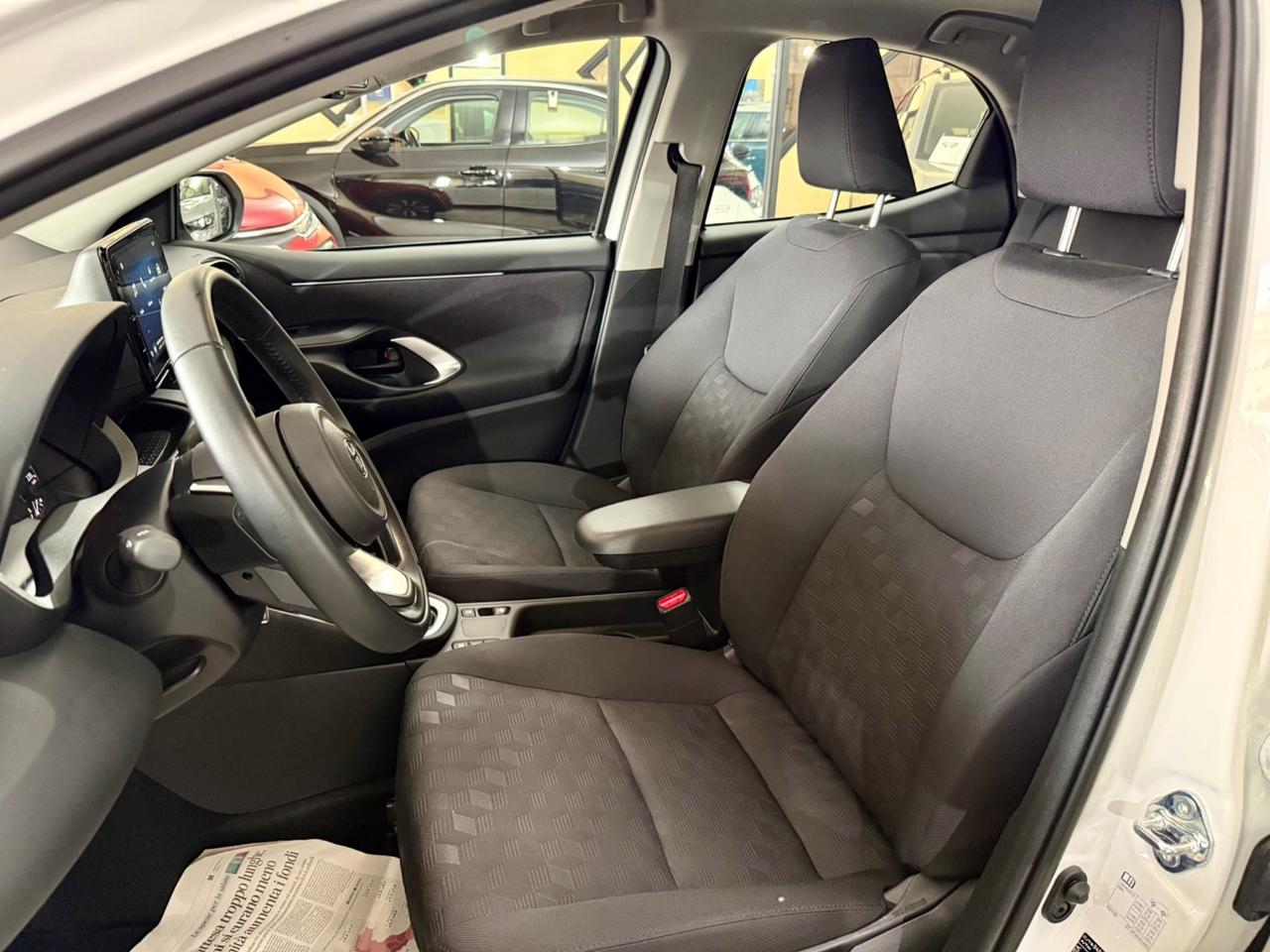 Toyota Yaris 1.5 Hybrid 5 porte Active