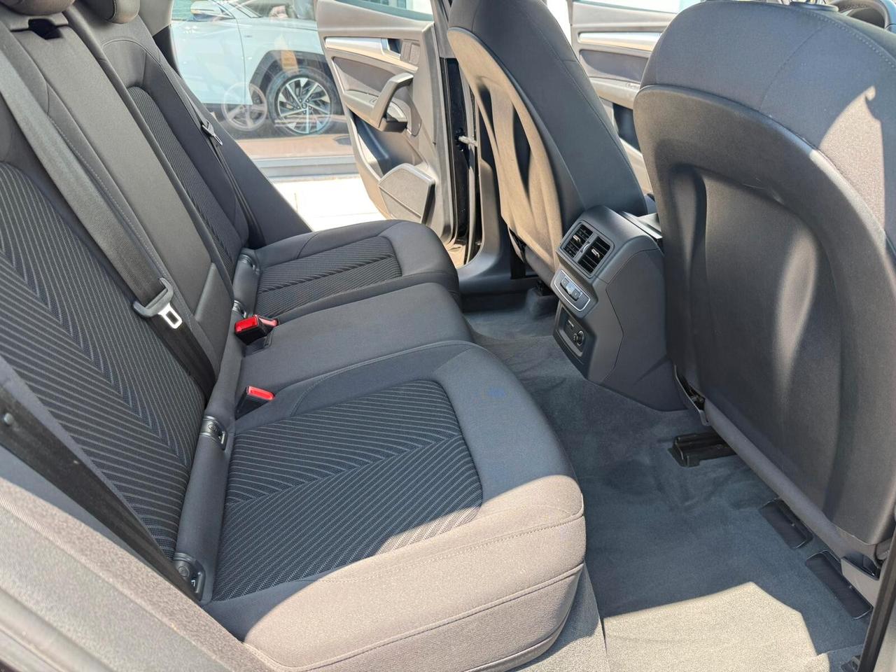 Audi Q5 35 TDI S tronic Business Advanced