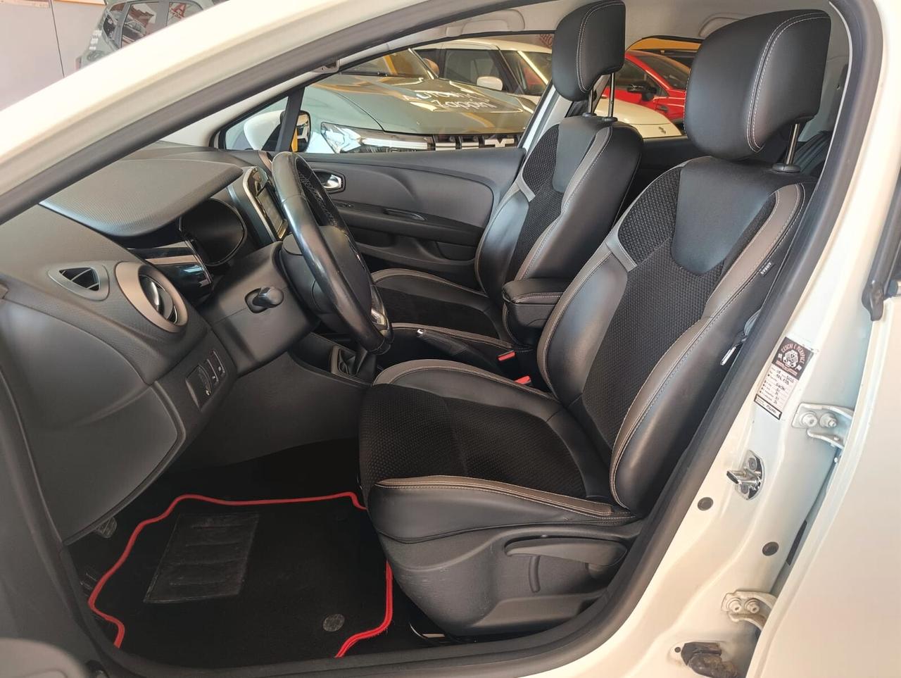 Renault Clio dCi 8V 110CV Start&Stop 5 porte Energy Intens