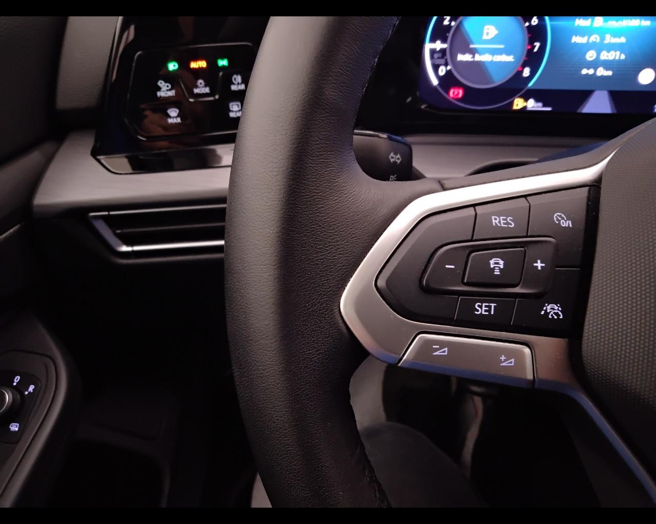 VOLKSWAGEN Golf VIII 2020 - Golf 1.5 tsi evo Style 130cv