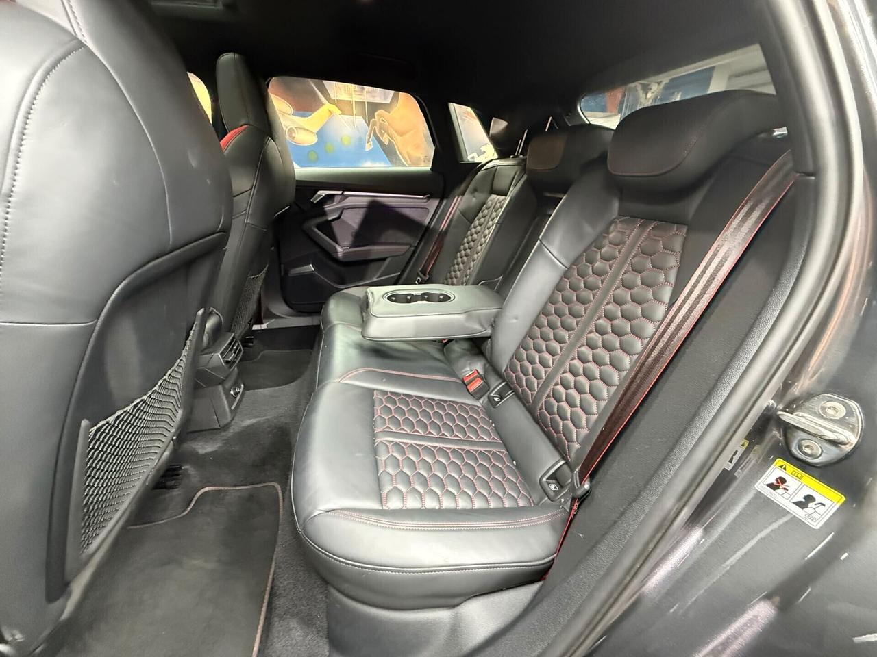 Audi RS3 Sportback 2.5 tfsi quattro s-tronic (330)