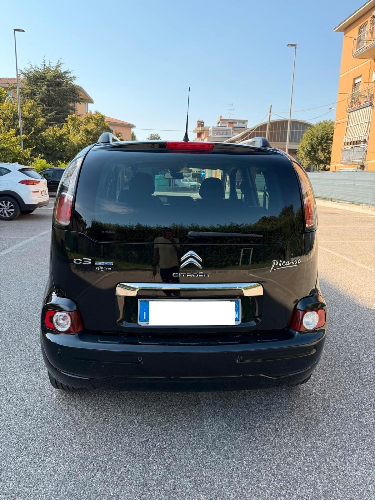 Citroen C3 PICASSO 1.6 - NEOPATENTATI - 12 MESI DI GARANZIA -