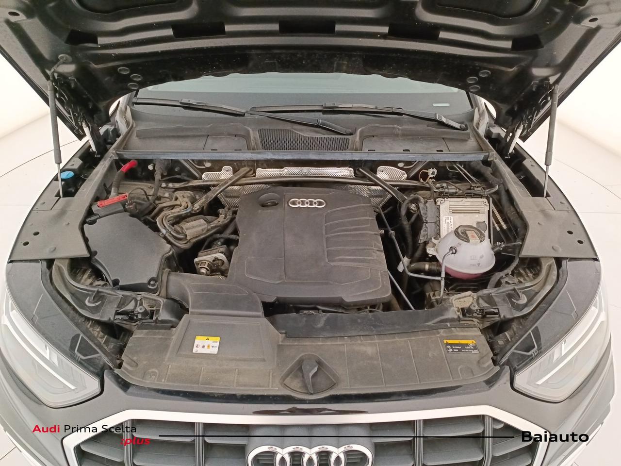 Audi Q5 35 2.0 tdi mhev 12v business s tronic