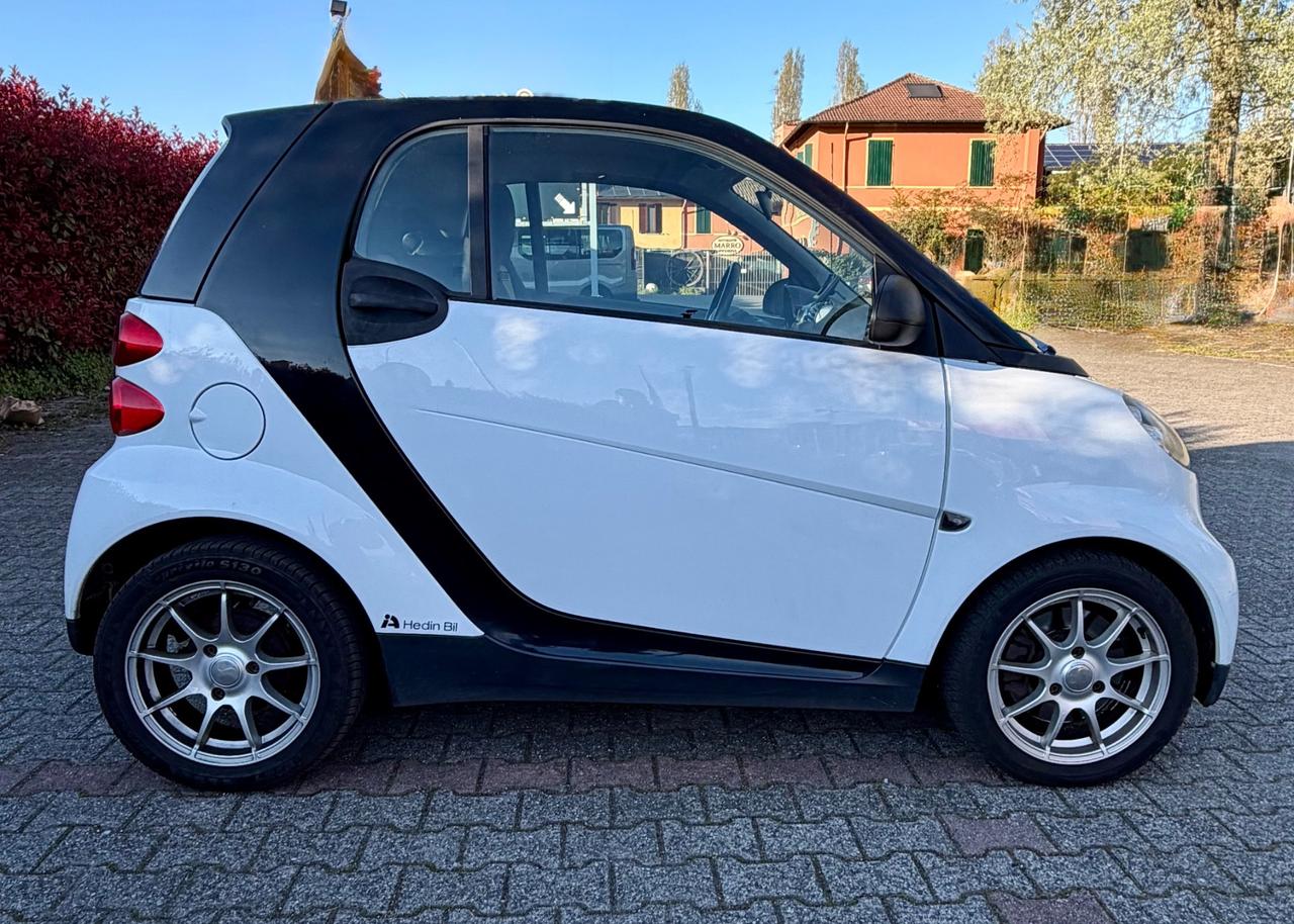 Smart ForTwo 1000 52 kW MHD coupé passion