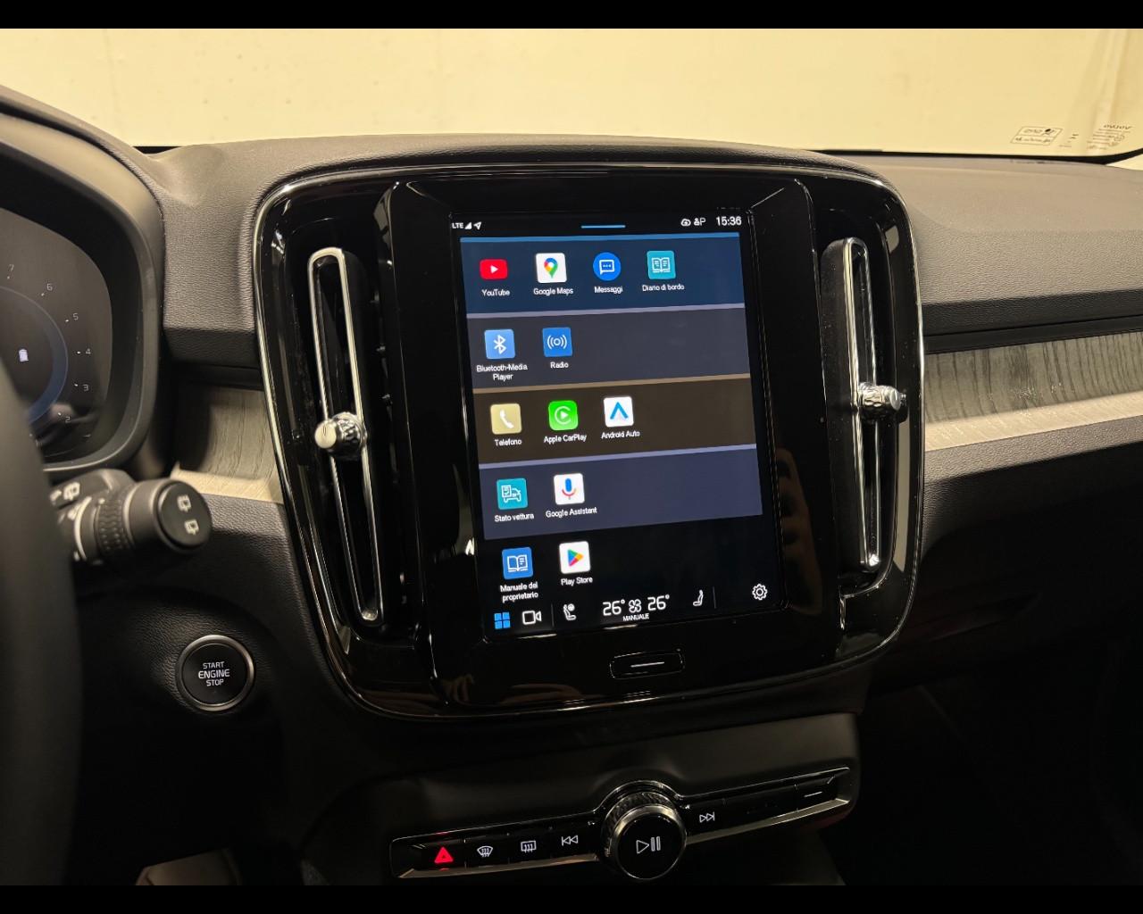 VOLVO XC40 CORE B3 AUTO