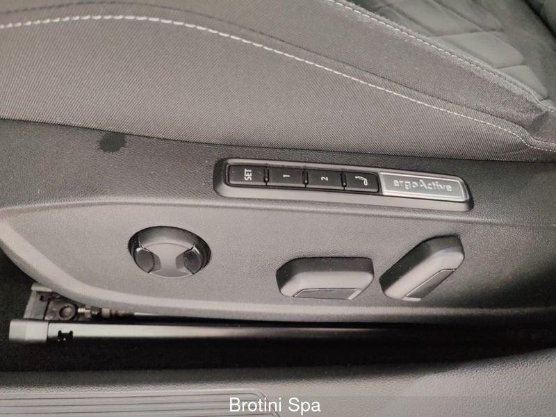 Volkswagen Golf Golf 2.0 TDI DSG SCR Style