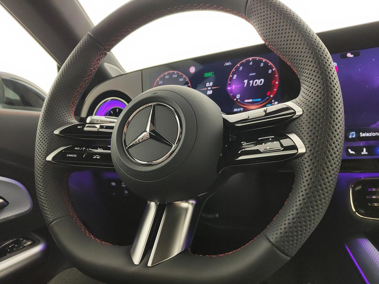 Mercedes-Benz CLA 200 4MATIC