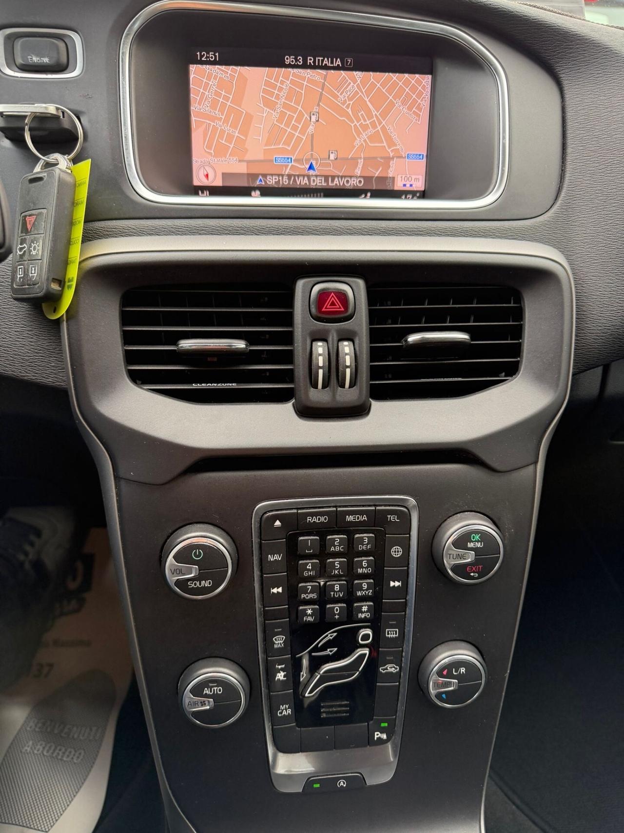 Volvo V40 Diesel- Anche Permuta-Neopatentati