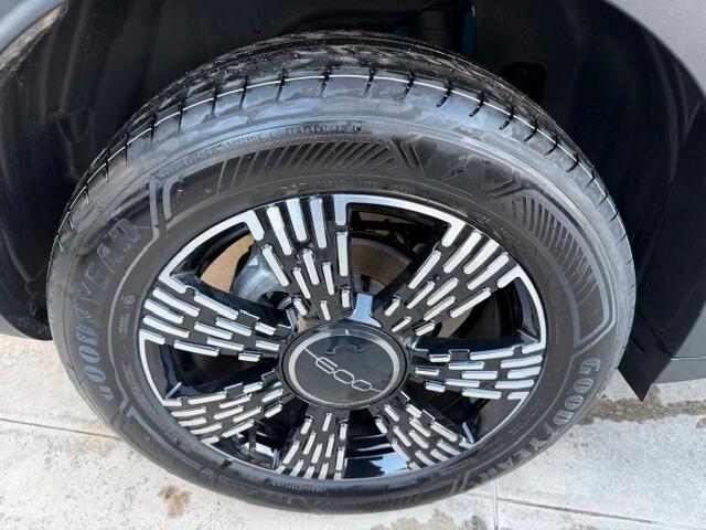 Fiat 600 Hybrid 100 CV DCT MHEV La Prima