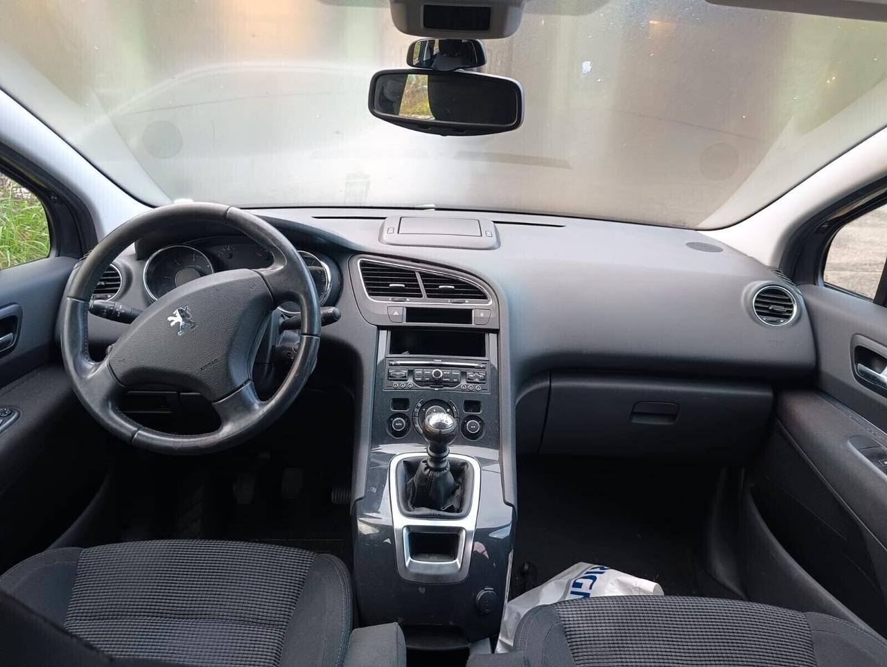 Peugeot 5008 1.6 HDi 110CV Tecno