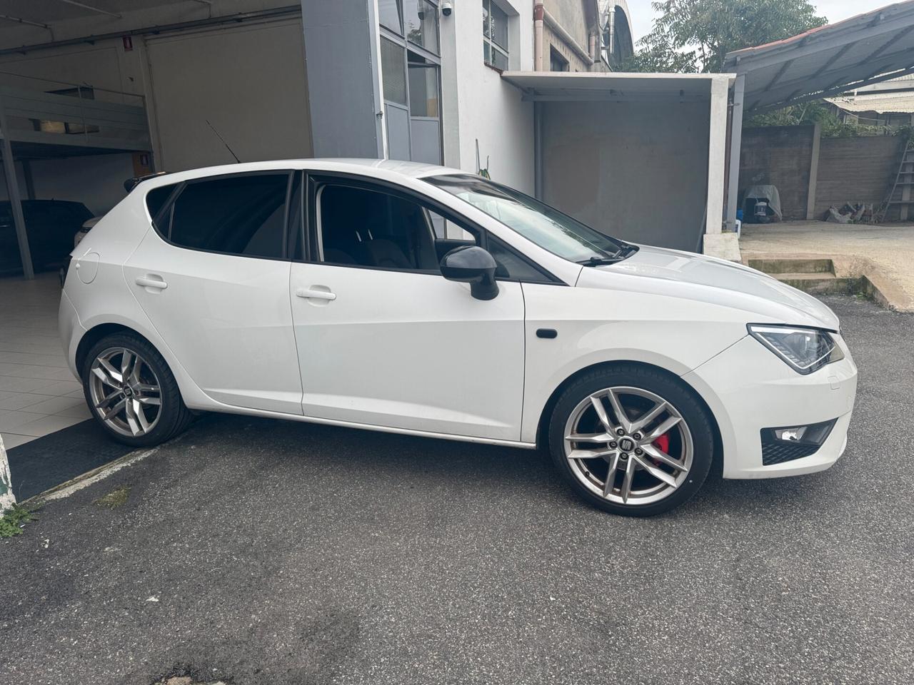 SEAT Ibiza 1.4 TDI 90 CV CR 5p. FR **NEOPATENTATI**
