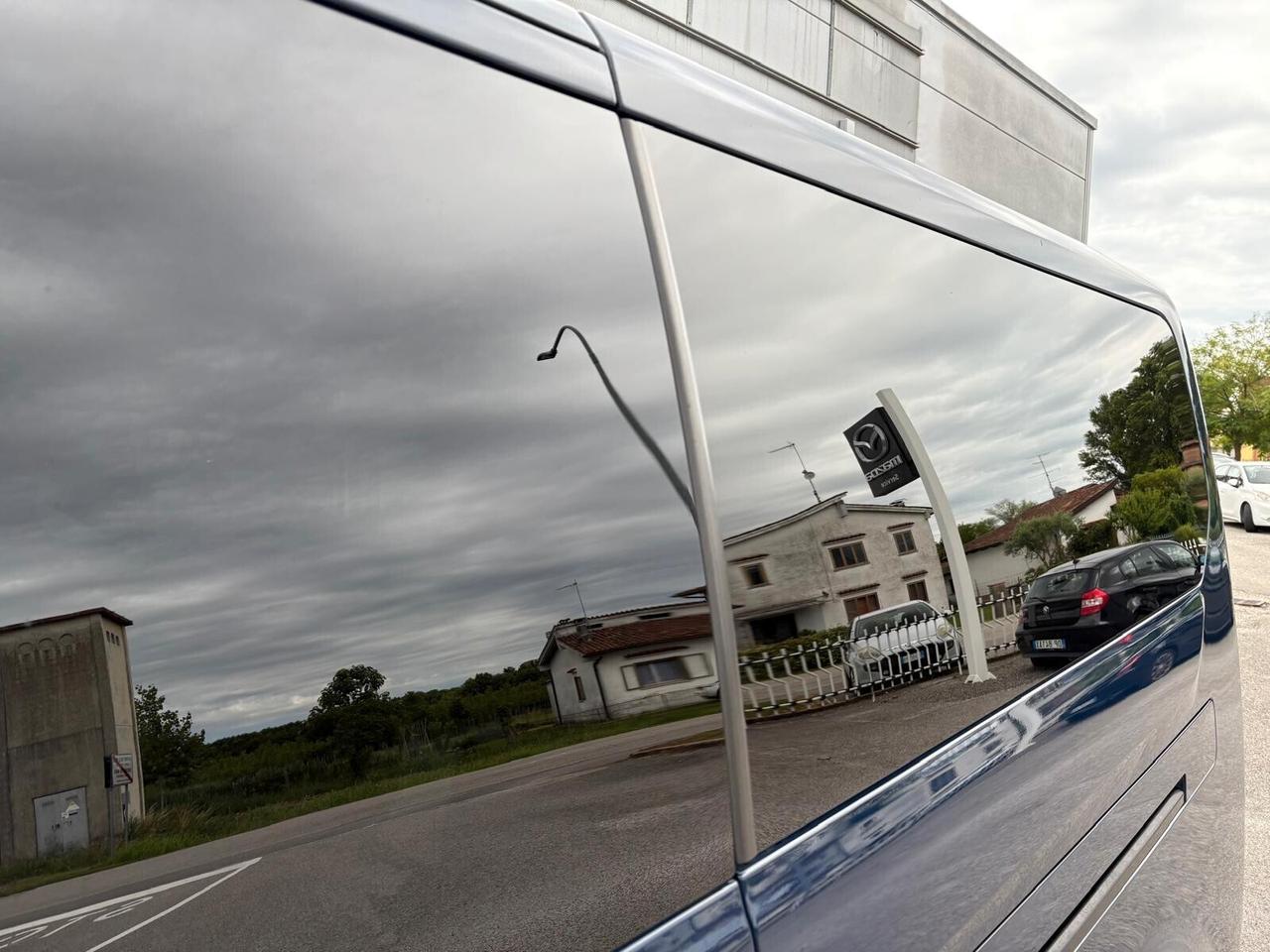 Ford Tourneo Custom 320 TITANIUM 2.0 EcoBlue PL 9 posti UNICO PR.