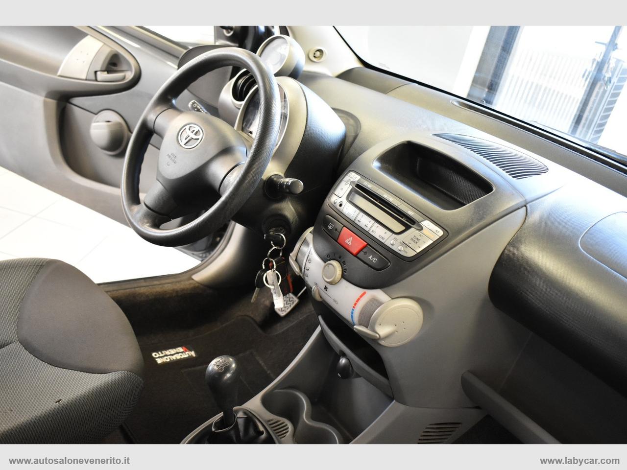 TOYOTA Aygo 1.0 VVT-i 3p. Sol